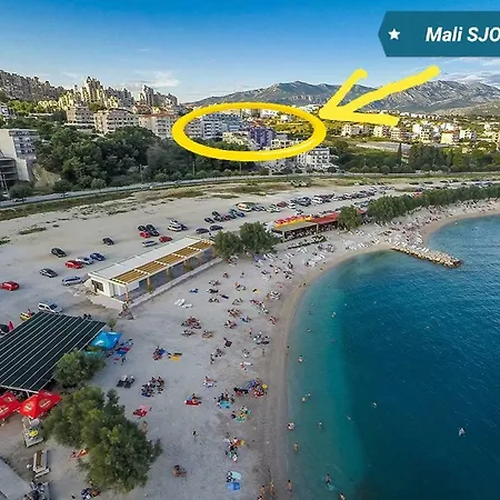 Apartment Mali Sjor *
